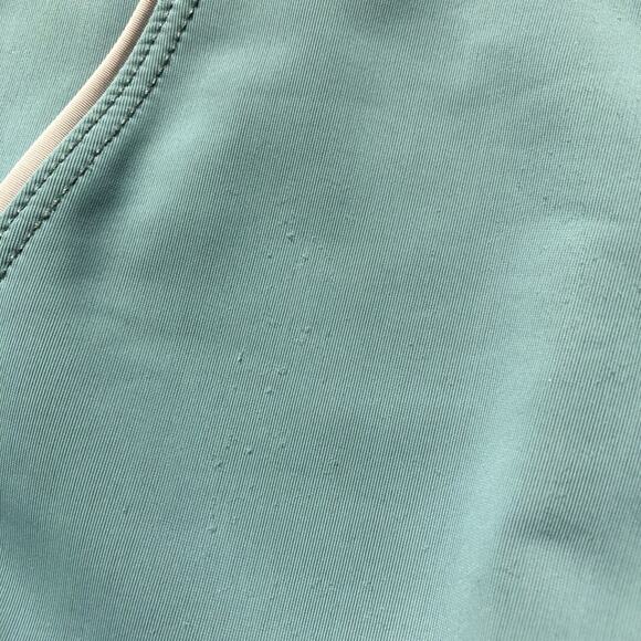 Onzie pale green capri legging piping detail size Small Medium - Picture 3 of 7